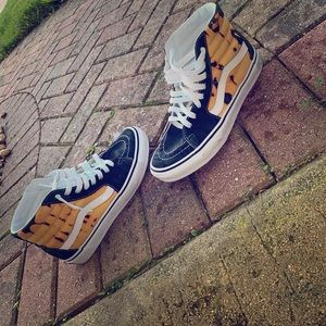 🔥Size 7.5 custom women’s vans🔥